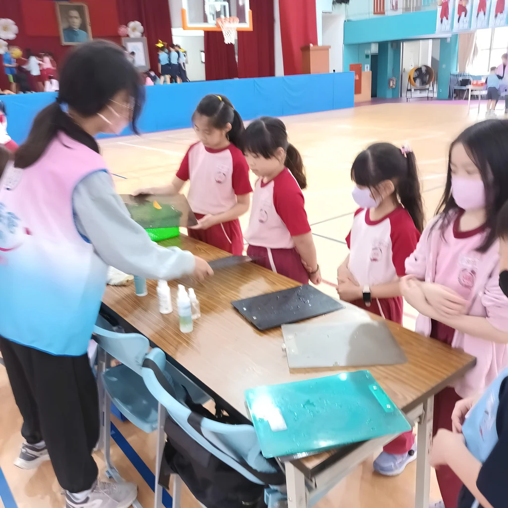 科教館入校辦理科學體驗闖關