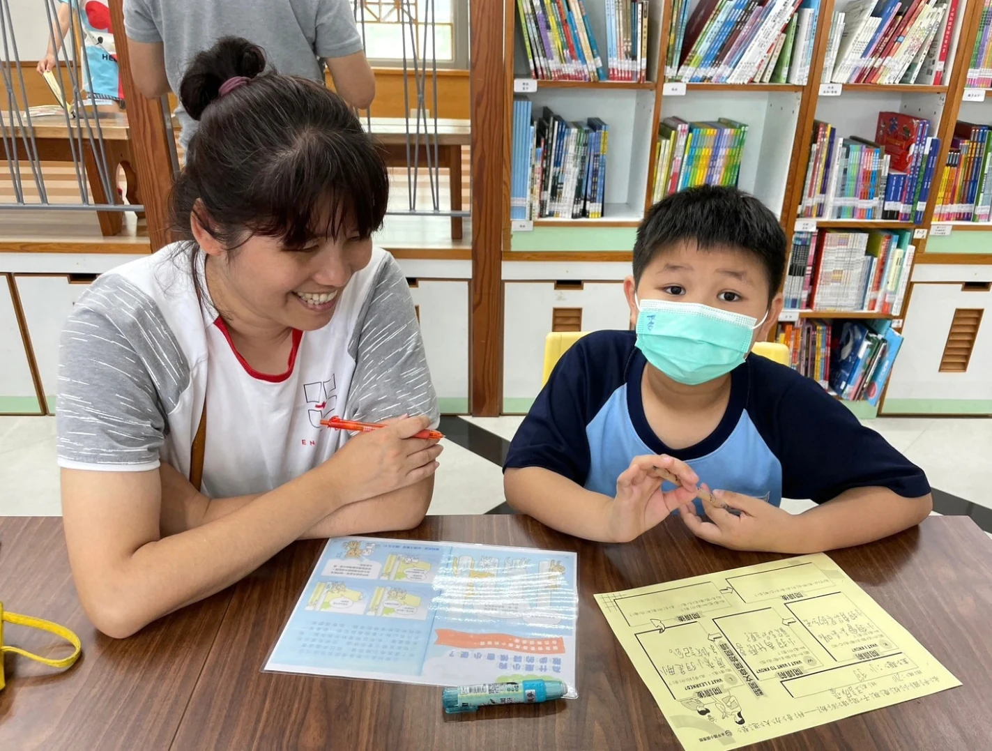 親子共讀與推薦書，讓閱讀走進家庭。
